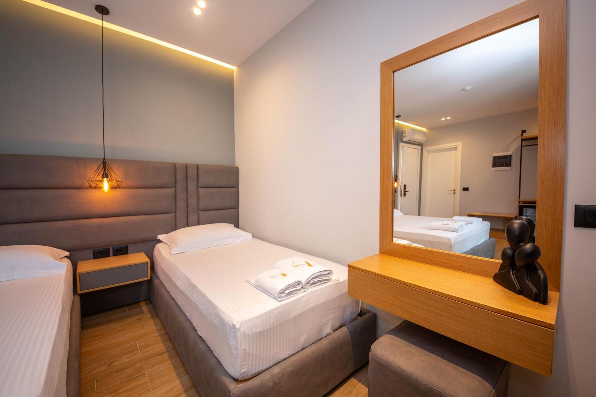 Pali Guesthouse Ksamil Eksteriør billede